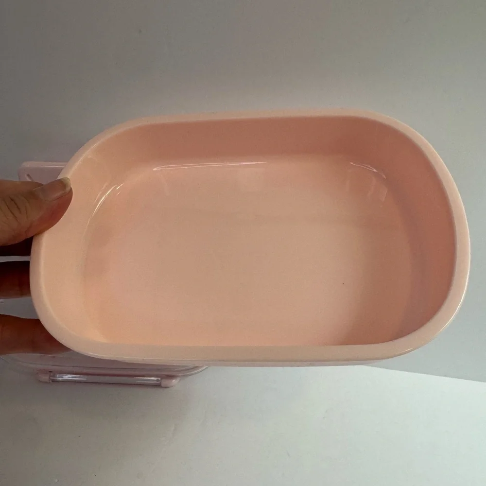 Gourmet Kitchen Lunch Box with Removable Compartments and Airtight Lid